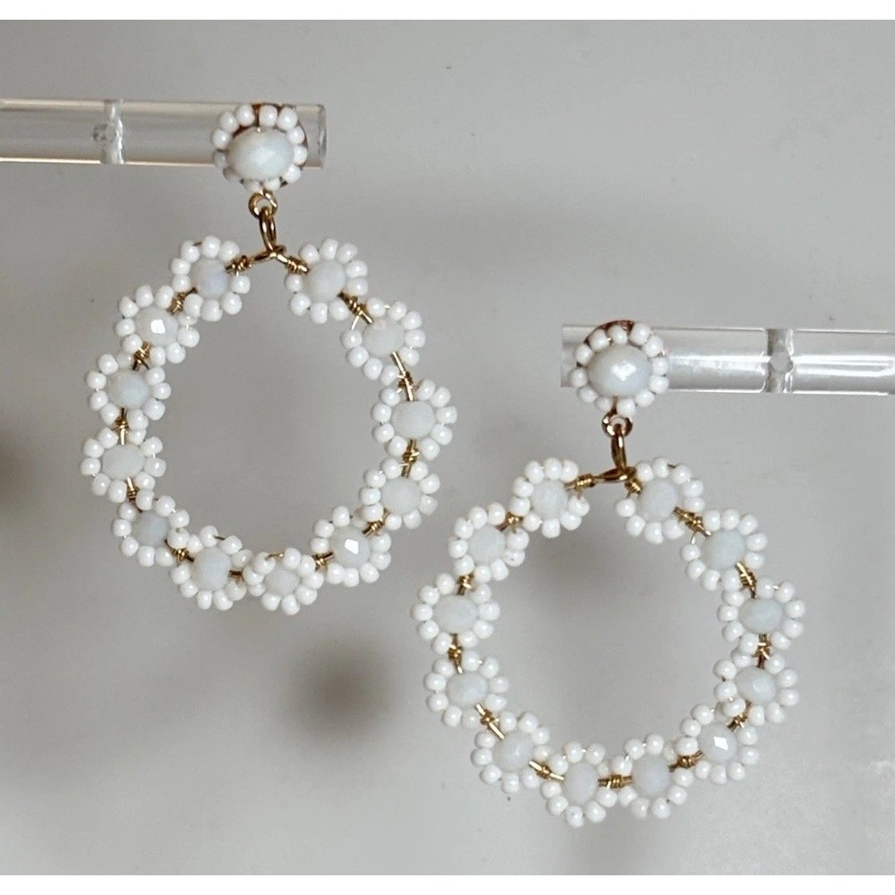 Vintage White Seed Bead Flower Hoop Earrings Gold Tone Statement 1.75"